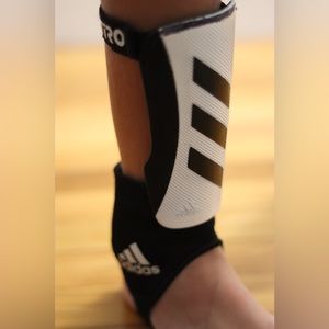 Adidas soccer shin guards